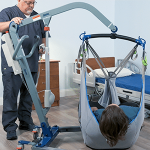 F400 Foldable / Portable Patient Lift